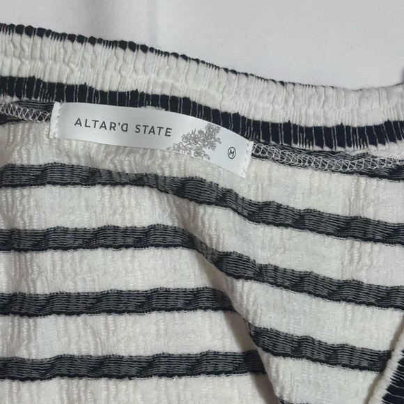 NWOT Altar’d State Striped V-Neck Sweater - Black and White - Picture 2 of 2